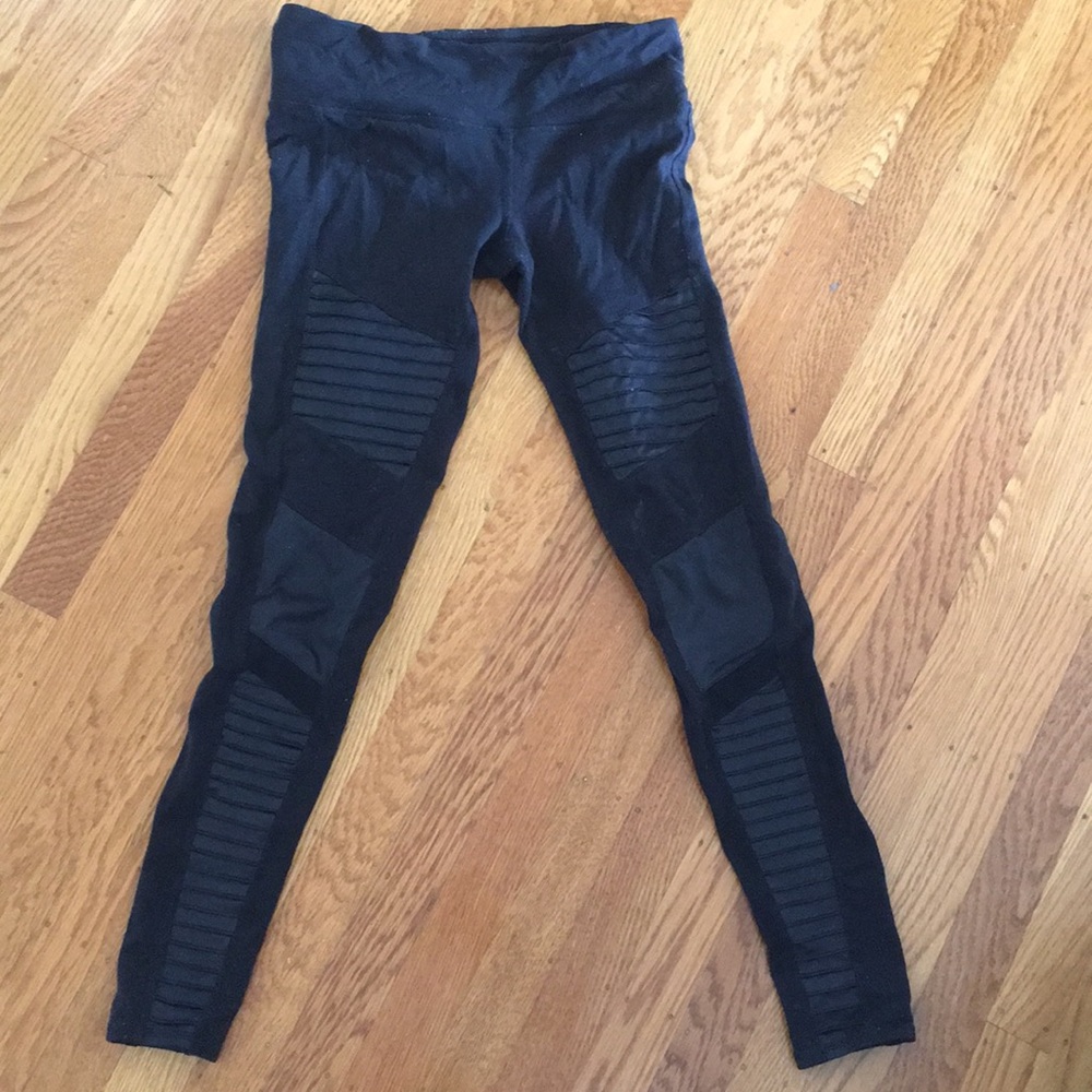 Alo Ribbed Black leggings